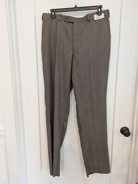Caravelli Mens Tan Dress Pants 38W Not Hemmed Flat Front Designed In Italy NWT